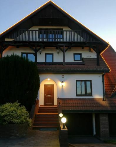 Hotel Familiar in Kobylka