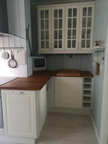 virtuvė, Charming apartment, 3rd floor in Swiss villa in Flekefjordas