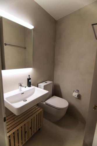 Shower, Jaggi 35 by Arosa Holiday in Arosa