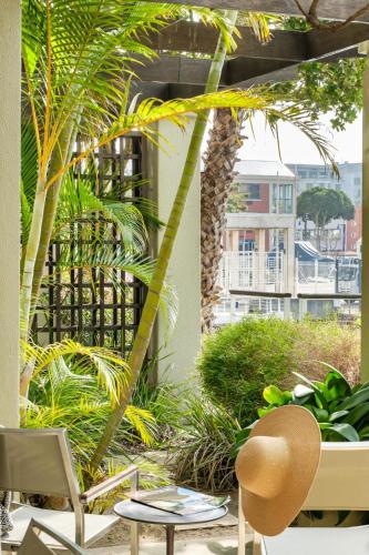 Secure 2bed Apartment in the Marina Carradale 002 - image 6