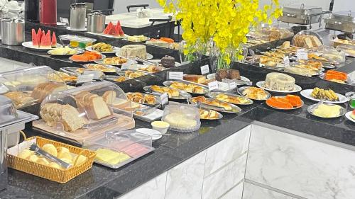 Їжа та напої, HOTEL VIZON II in Вільєна 