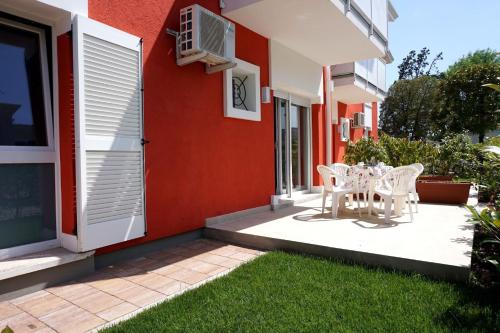 Apartment with private garden, Porto Santa Margherita di Caorle