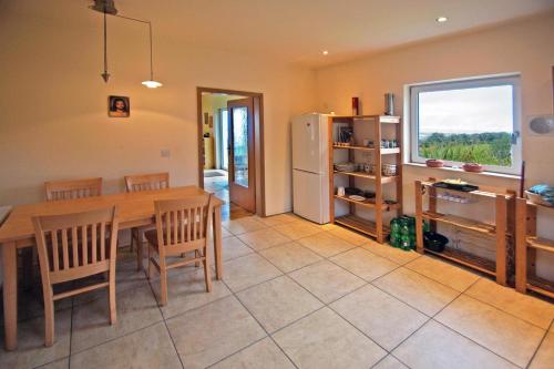 Létesítmények, 3 Bed in Inch oc-i444 in Inch