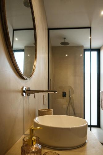 Villa Simone Lajares - 5 chambres - Piscine chauffée (Villa Simone Lajares - 5 chambres - Piscine chauffee) in ลาคาเรส