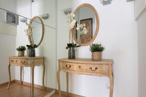 Lets Holidays Centric Apartment in Barcelona - image 2