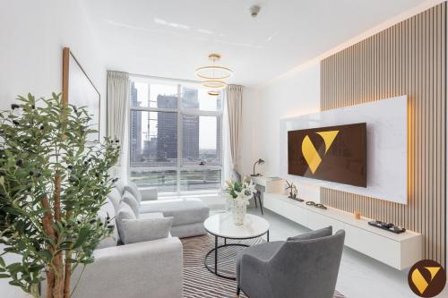Vogue Stylish One Bedroom apartment in Marina with Balcony and full Amenities including Sauna Walkable to Metro Station & JBR Beach, Dubaj (zdjęcie 2)