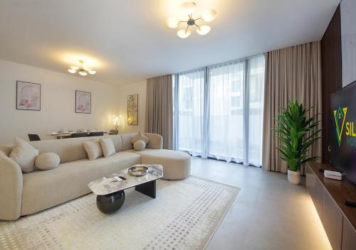 Attrezzature e servizi, Silk Valley - 4B near Al Hamriyah | Private Pool in Umm Al Quwain