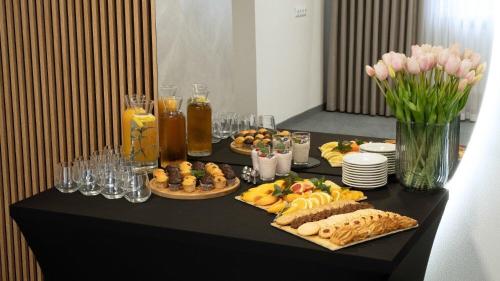 B&B HOTEL Piotrkow Trybunalski - 레스토랑