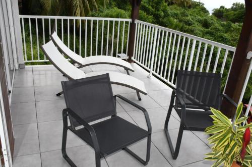 Duplex Rose Porcelaine - Vue Mer- Malendure in Bouillante