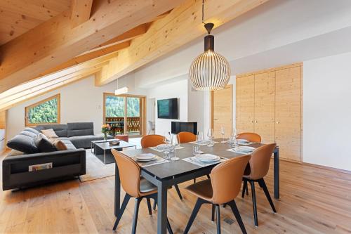 Le Roc At Le Montagnier Spa & Pool in ช็องเปรี