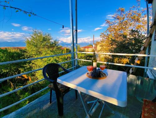 周邊環境, Loria's Cozy House in 泰拉維