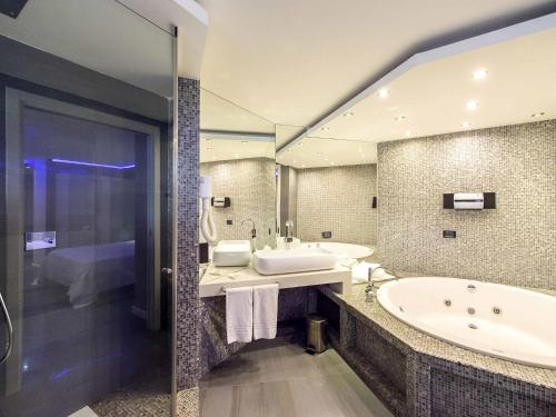 Ibis Styles Palermo Cristal