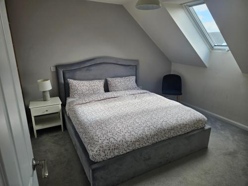 Cozy Home in Aylesbury Buckinghamshire gîte à louer Travelodge Telford Shawbirch