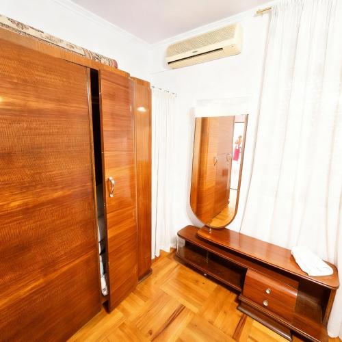Vintage Blloku Apartment, Tirana (photo 7)