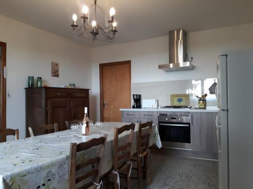 Exterior view, Gite La Motette Drome Provencale in Rousset-les-Vignes