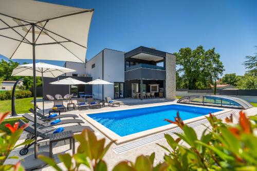 Villa Dell Re by Istrialux – khách sạn tại Zminj