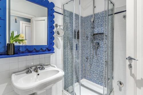Townhouse Condotti 29 - image 2