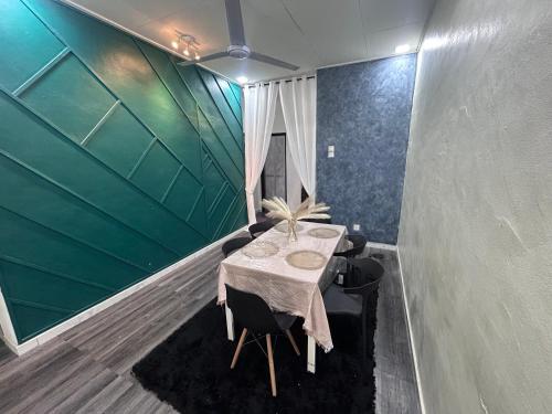 Rina's Homestay in Ulu Tiram