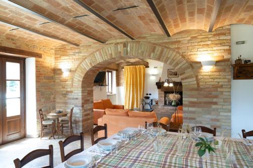 Collerovere Country House in Sant' Angelo in Pontano