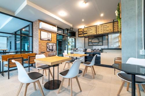 Phuket Five Fortune Holiday Hotel  in Chalong