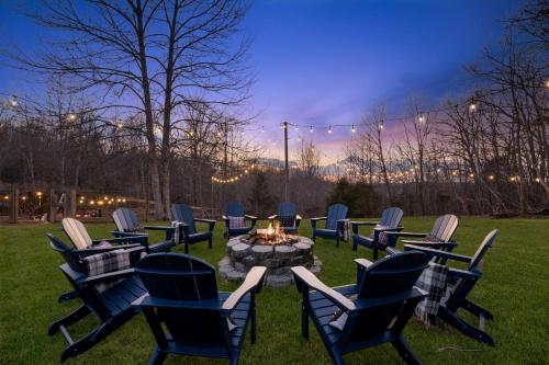 Facilities, Nashville Retreat - Pool/Hot Tub/Karaoke/Theatre + in Coopertown (TN)