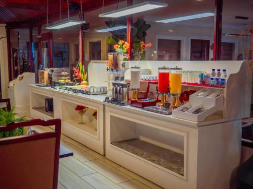 Alimentos e Bebidas, Hotel Palacio in Paramaribo