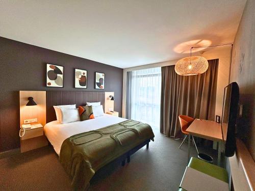 瓦朗西纳美居酒店 (Mercure Valenciennes Hotel) in 华伦西尼斯