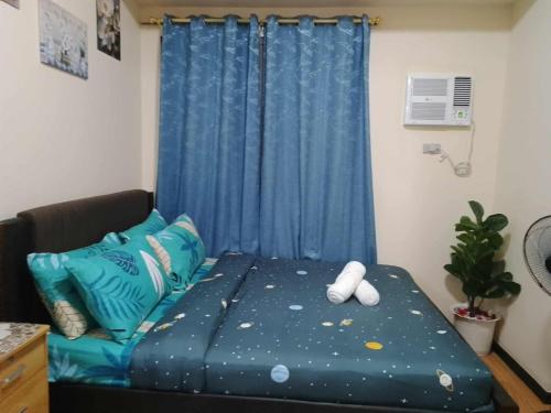 Bayfront Staycation at The Radiance Manila Pet-Friendly, Free Pool & Gym near Airport, MOA, Star City, Manila World Trade Center & Manila Bay, Manila