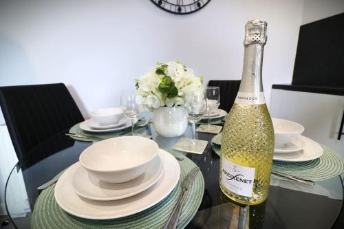 Seadmed, Perfect 4 BR flat, sleeps 8 in Chapelhall