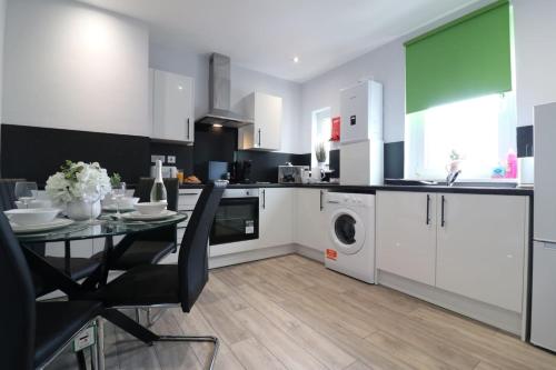 köök, Perfect 4 BR flat, sleeps 8 in Chapelhall