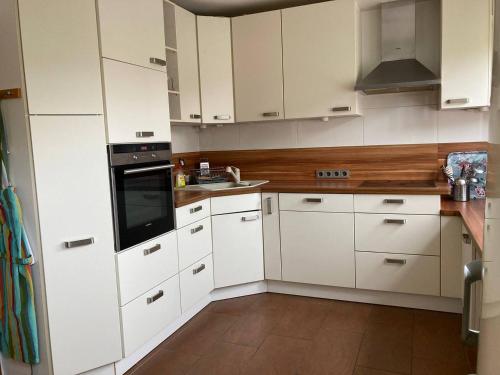 Spacious 3 bedroom house in Norderstedt-Hamburg in Norderstedt