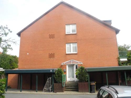 Spacious 3 bedroom house in Norderstedt-Hamburg in Norderstedt