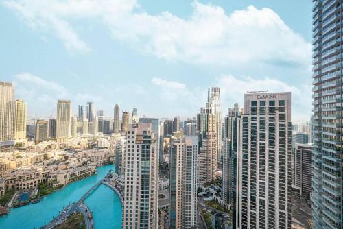 Luxury 4BR Burj View Steps from Dubai Mall - image 3