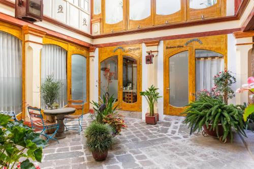 Exterior view, Old town Quito Suites in Quito