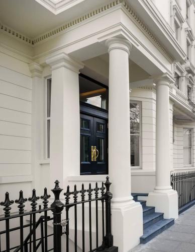 Kensington Luxury Penthouse And Studios - image 8