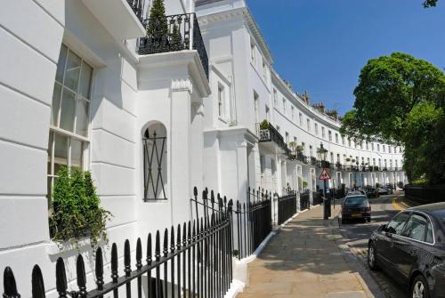 Kensington Luxury Penthouse And Studios - image 7