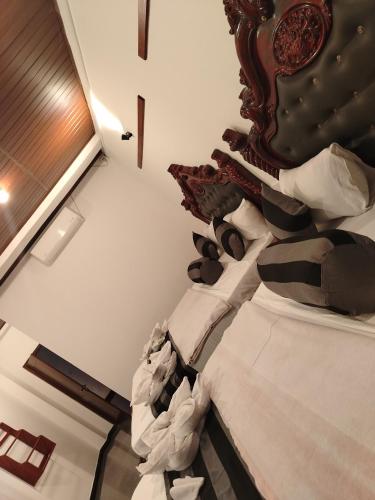 2 king beds