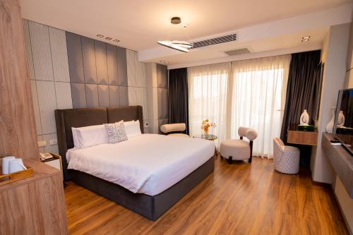 Legacy hotel - image 11
