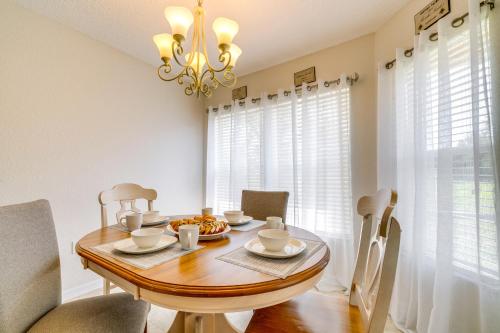 Family-Friendly Spring Hill Vacation Home with Lanai in Spring Hill, USA