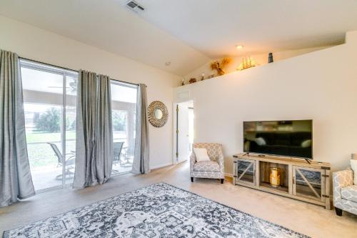 Family-Friendly Spring Hill Vacation Home with Lanai in Spring Hill, USA