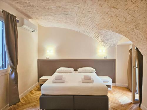 Central & Comfort apartments - Duomo views