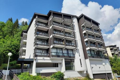 Sunny studio with balcony - Apartment - La Clusaz