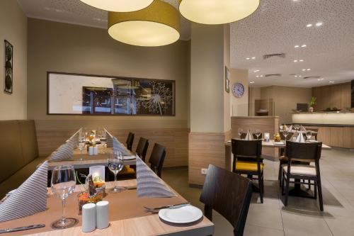 Garner Hotel Bochum By IHG - 레스토랑