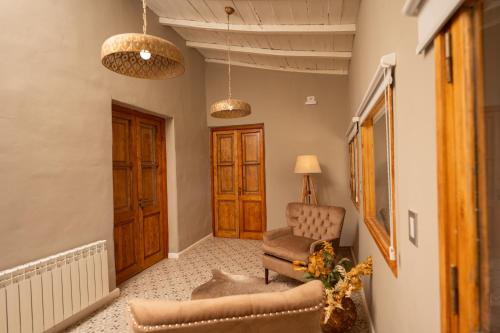 Dobe Lodge in Vista Flores