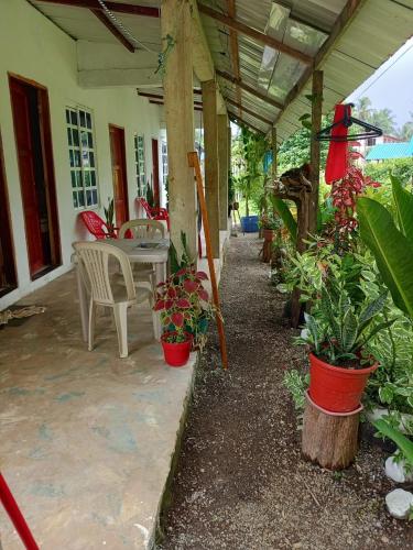Hostal La Esmeralda