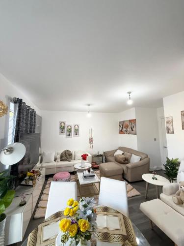 Mary Apartment