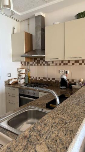 Appart résidence Amwej (Appart residence Amwej) in Chatt Mariem