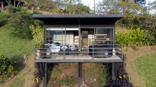 Roots Eco House