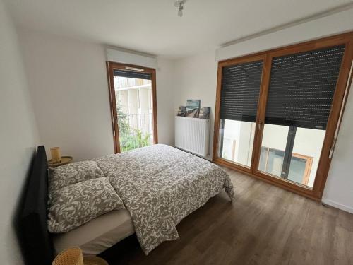 Cozy appartement moderne proche Paris & Aeroport d'Orly au pied du metro 14 near De Lâ€™hotel De Ville