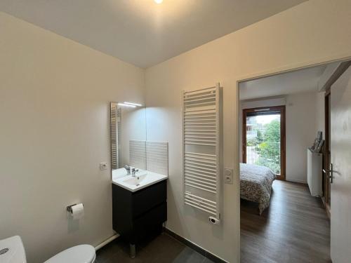 Cozy appartement moderne proche Paris & Aeroport d'Orly au pied du metro 14 near De Lâ€™hotel De Ville